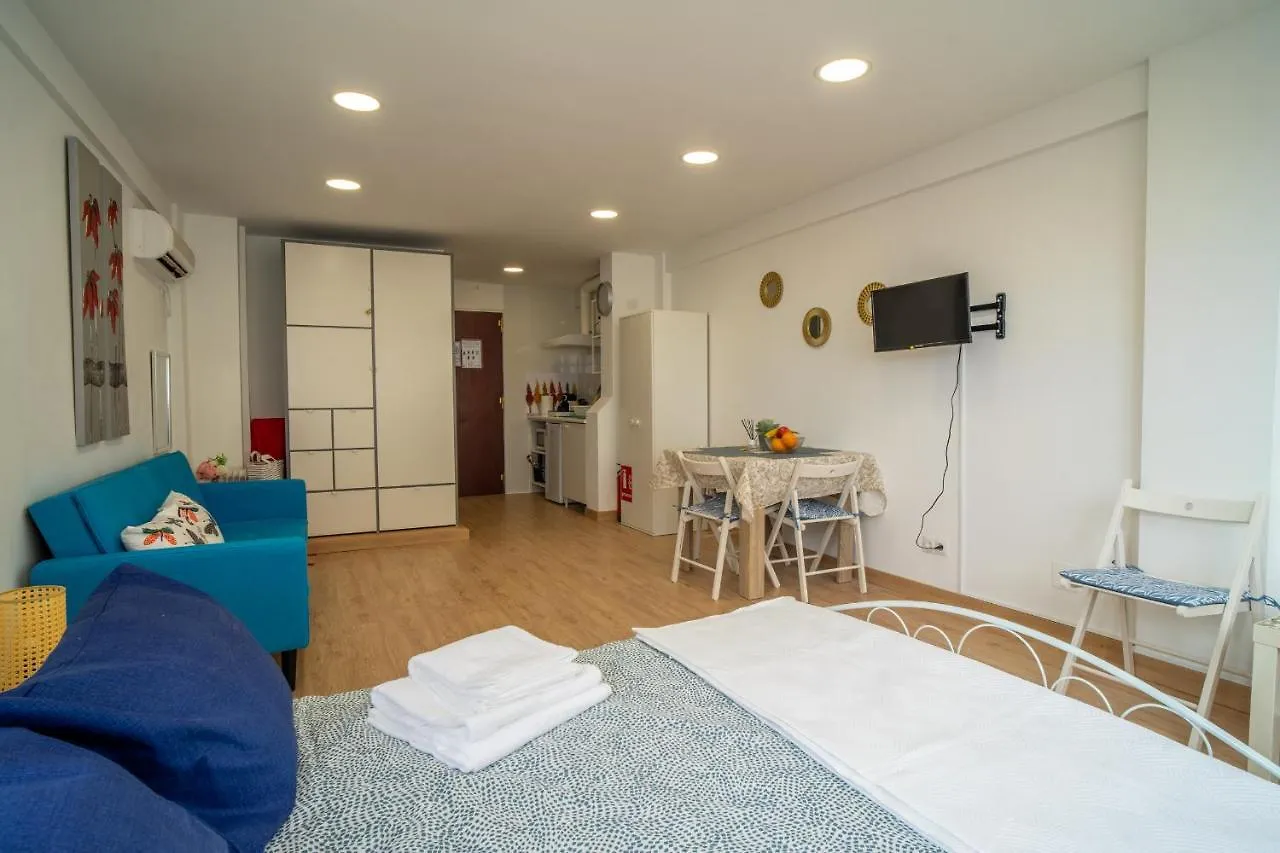 Apartment Apt. P/3 10' From The Beach W/Wifi In Torremolinos