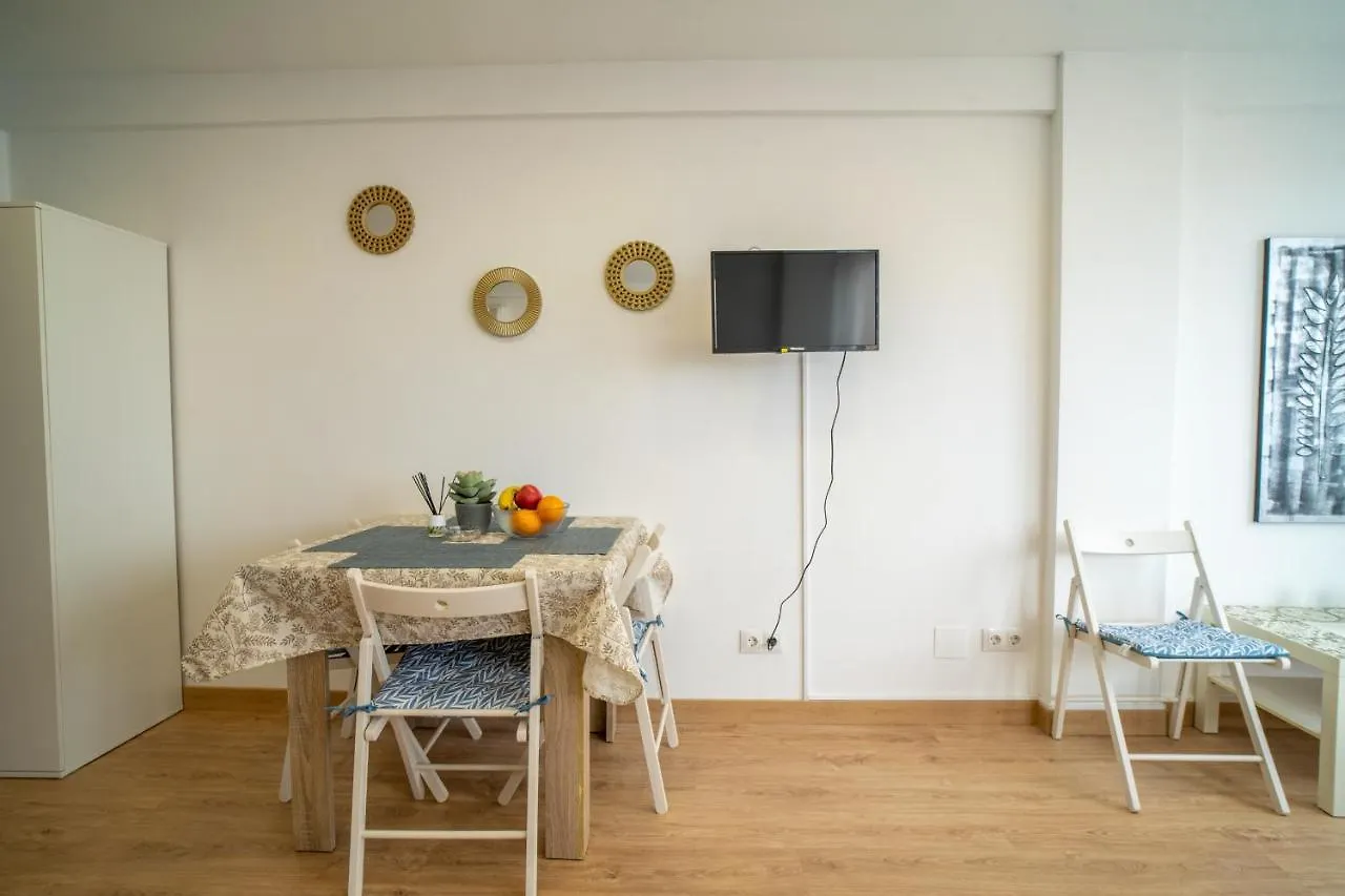 Apartment Apt. P/3 10' From The Beach W/Wifi In Torremolinos Spain